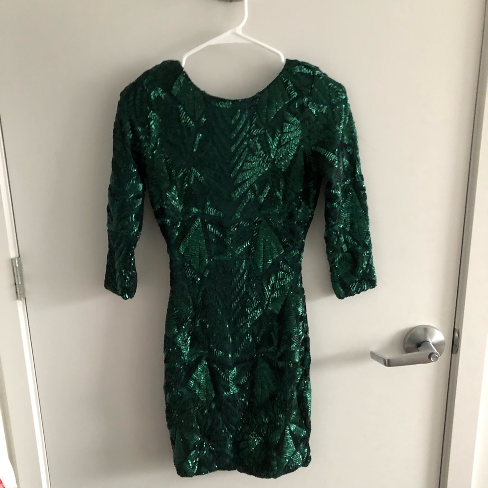 GREEN SEQUIN HOMECOMING DRESS NWT